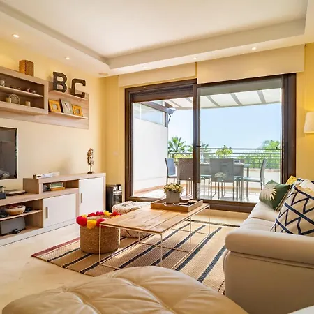 In With Outdoor Swimming Pool Apartment